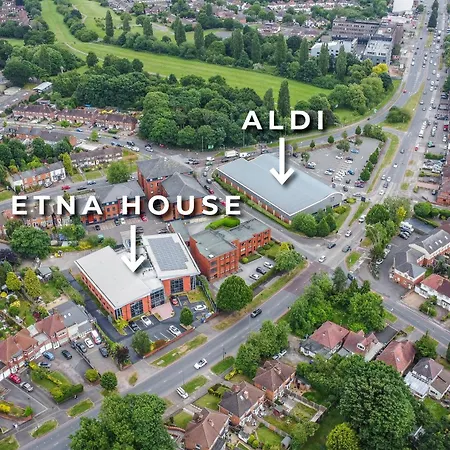 Apartment Nec Bhx Airport Hs2 World