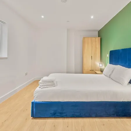 Apartment Nec Bhx Airport Hs2 World Birmingham