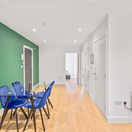 Apartment Nec Bhx Airport Hs2 World Birmingham